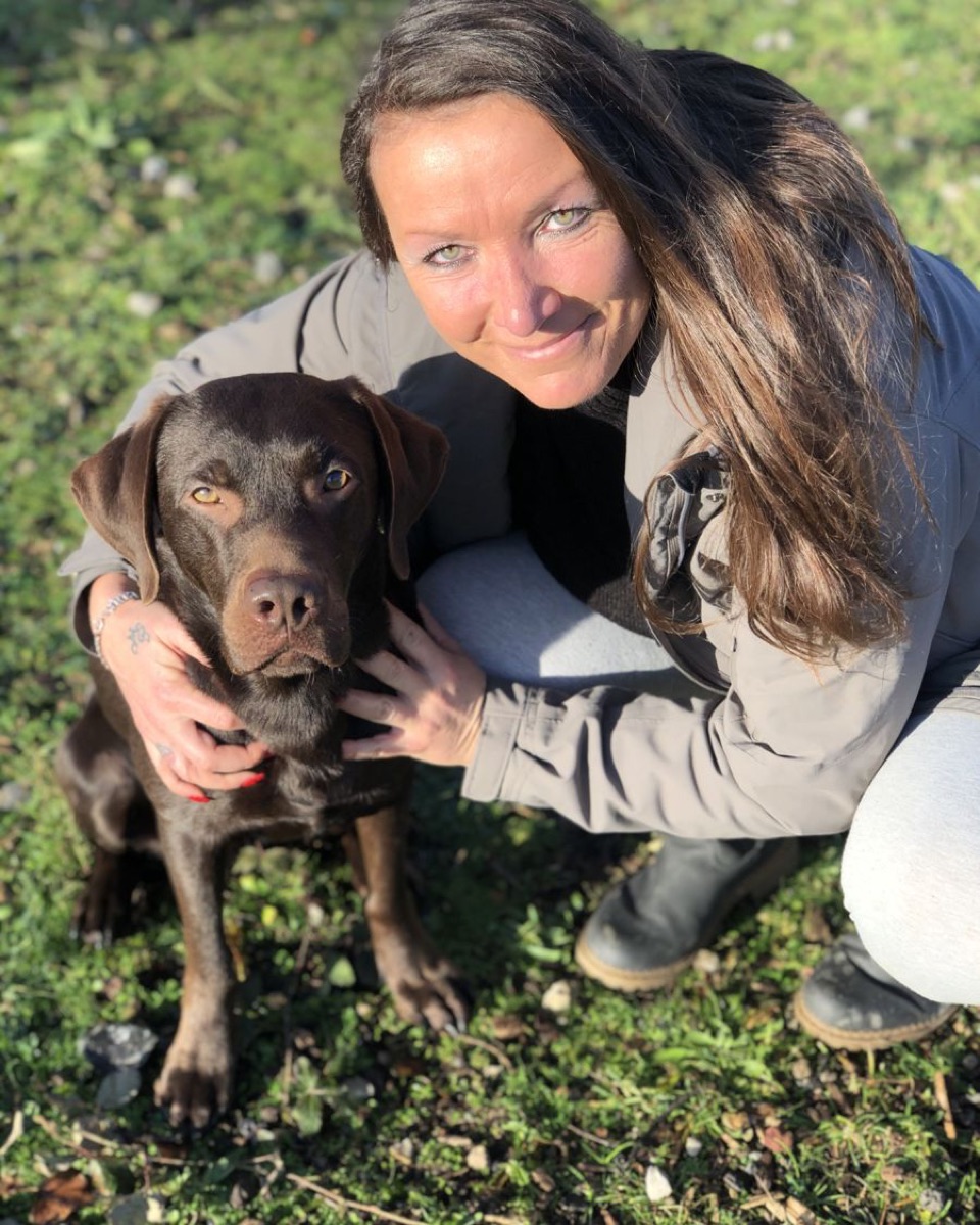 Désirée Scheller mit Hund